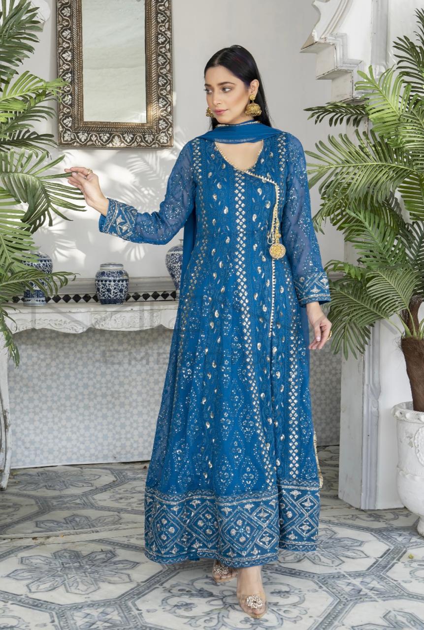 Melanie - Zinc Blue -- Mona Embroidery