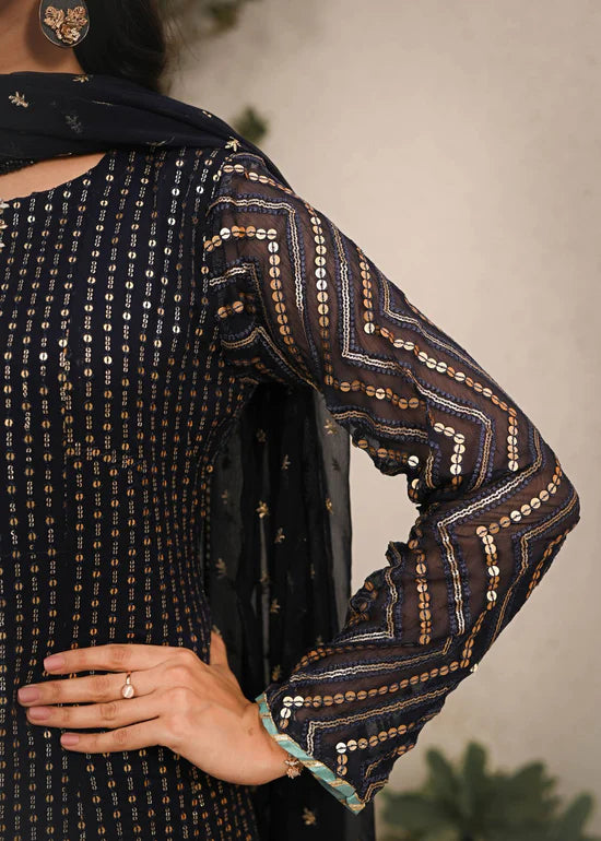 Noor-Black -- Rafjan