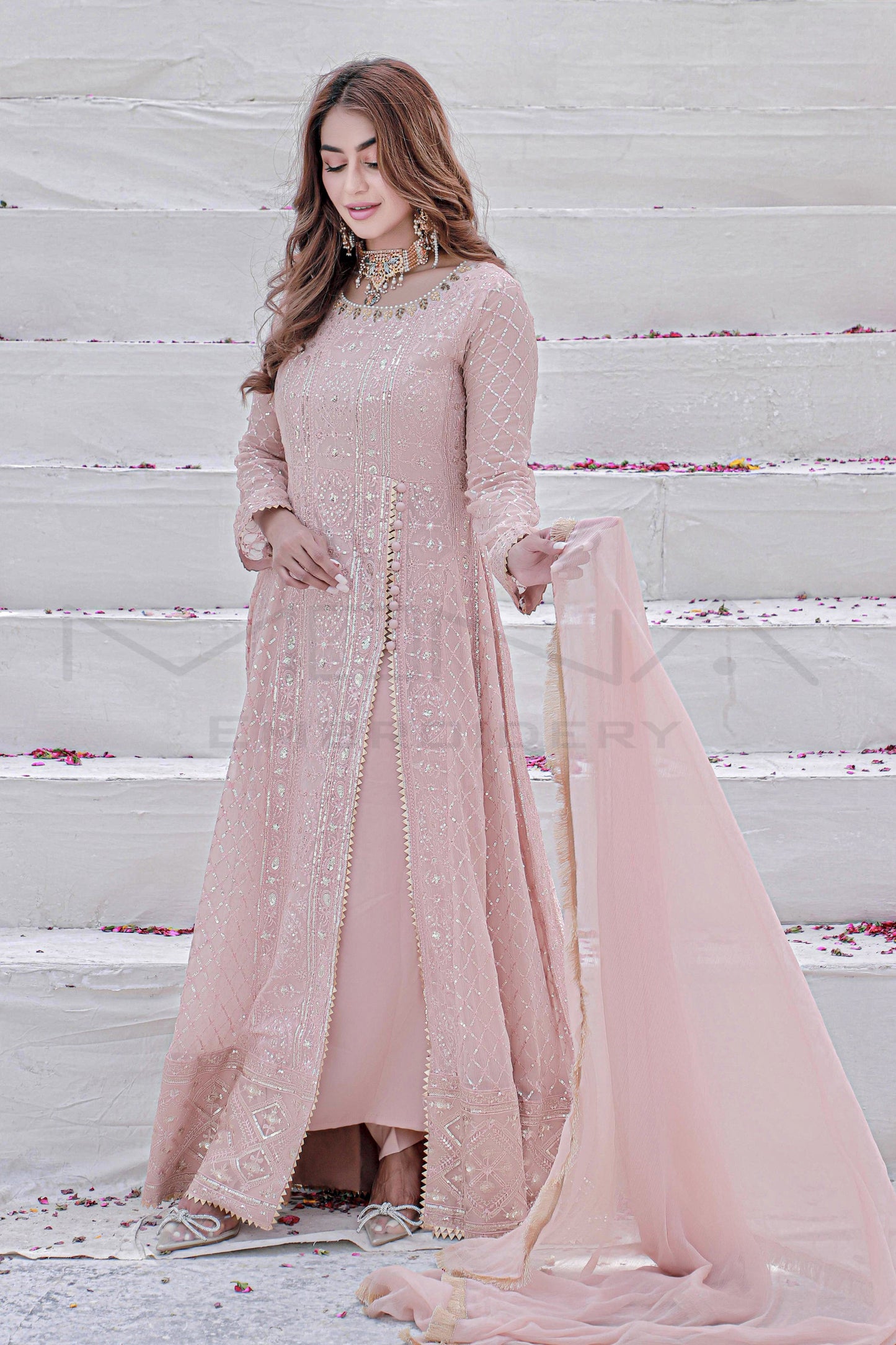 Baroque Peach -- Mona Embroidery