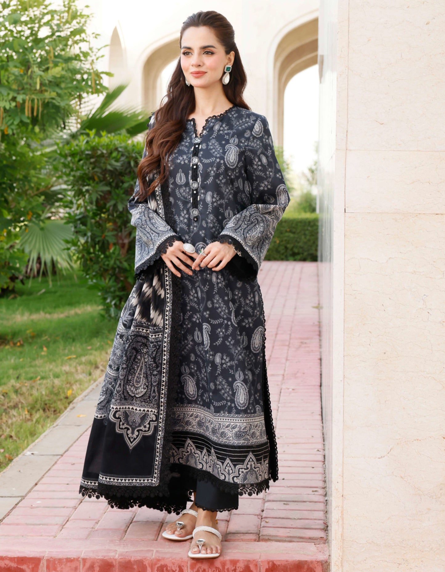 AJCM-09 Printed Lawn 3pcs -- Asim Jofa